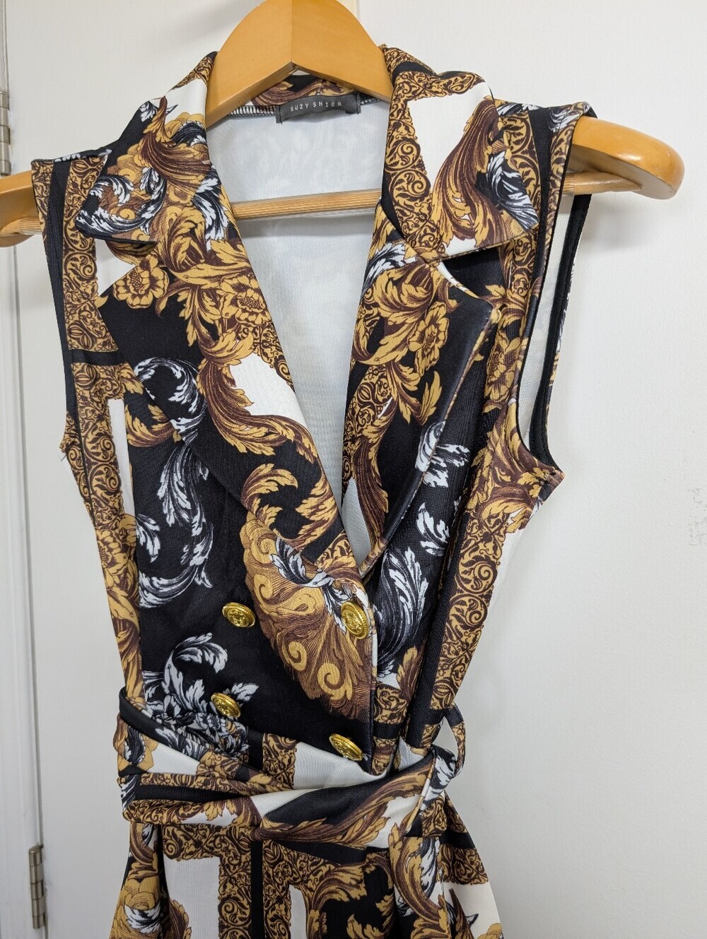SUZY SHIER BAROQUE PRINT SLEEVELESS BELTED SHEATH DRESS SIZE MEDIUM - Picture 3 of 7